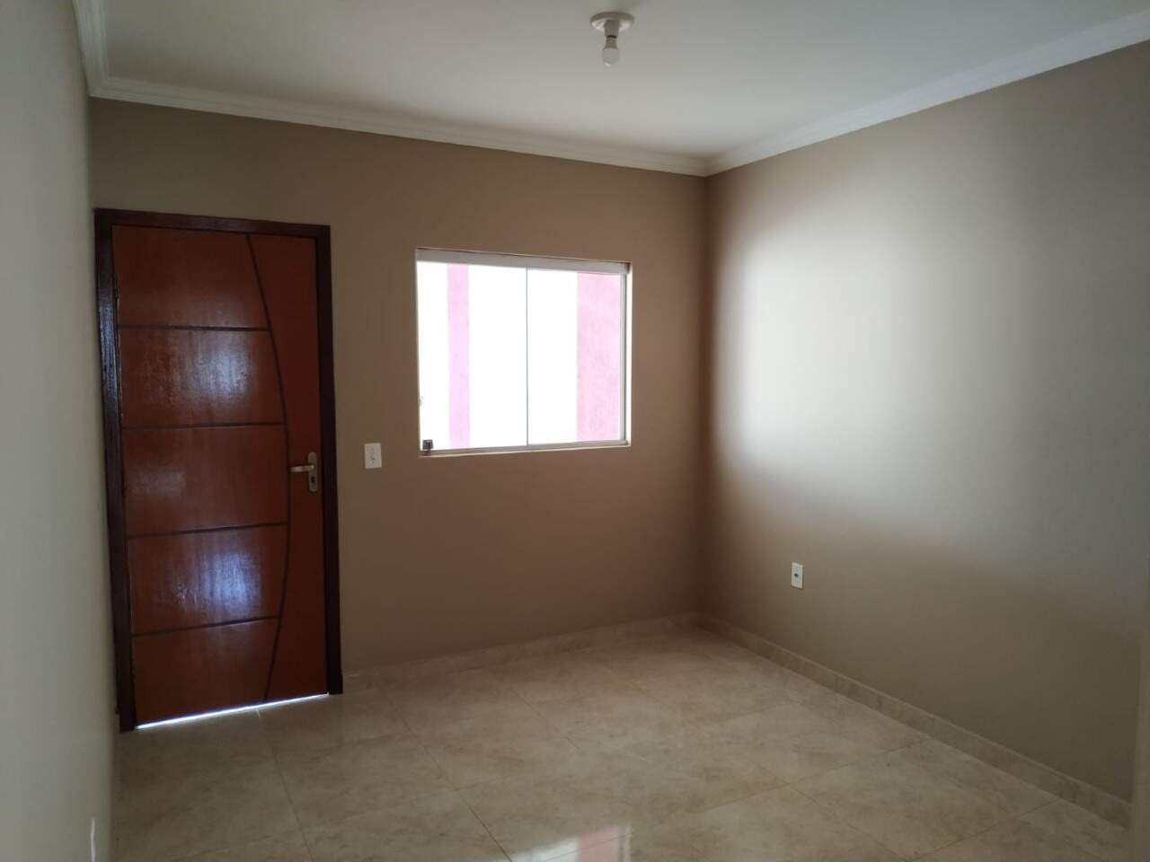 Casa para alugar, 2 quartos, 2 vagas, no bairro Residencial São Pedro em Rio das Pedras - SP