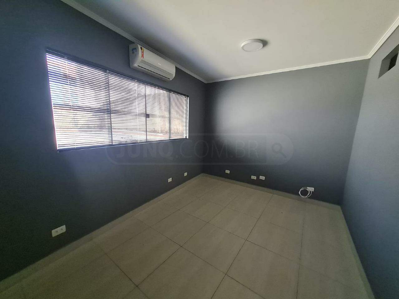 Foto 2 de Sala para alugar no bairro Vila Rezende - Piracicaba/SP