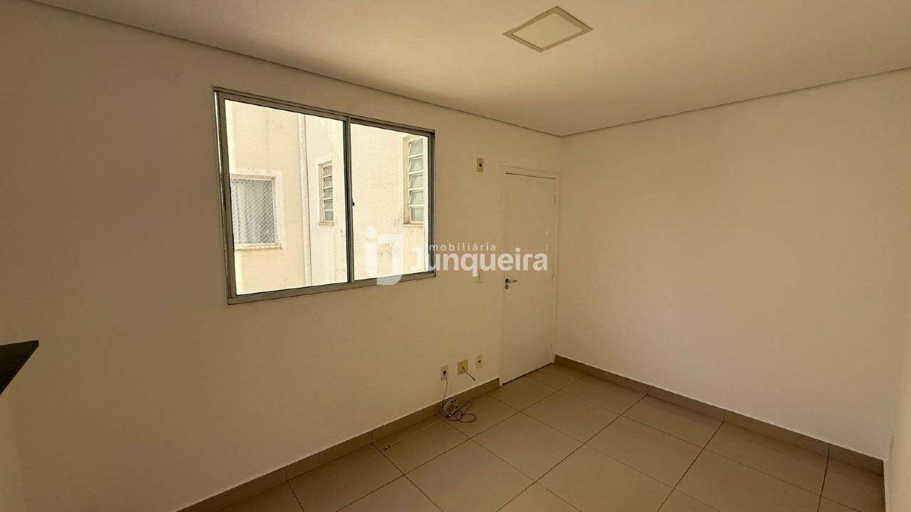 Apartamento para alugar no Clube Parque Paradiso, 2 quartos, no bairro Santa Terezinha em Piracicaba - SP