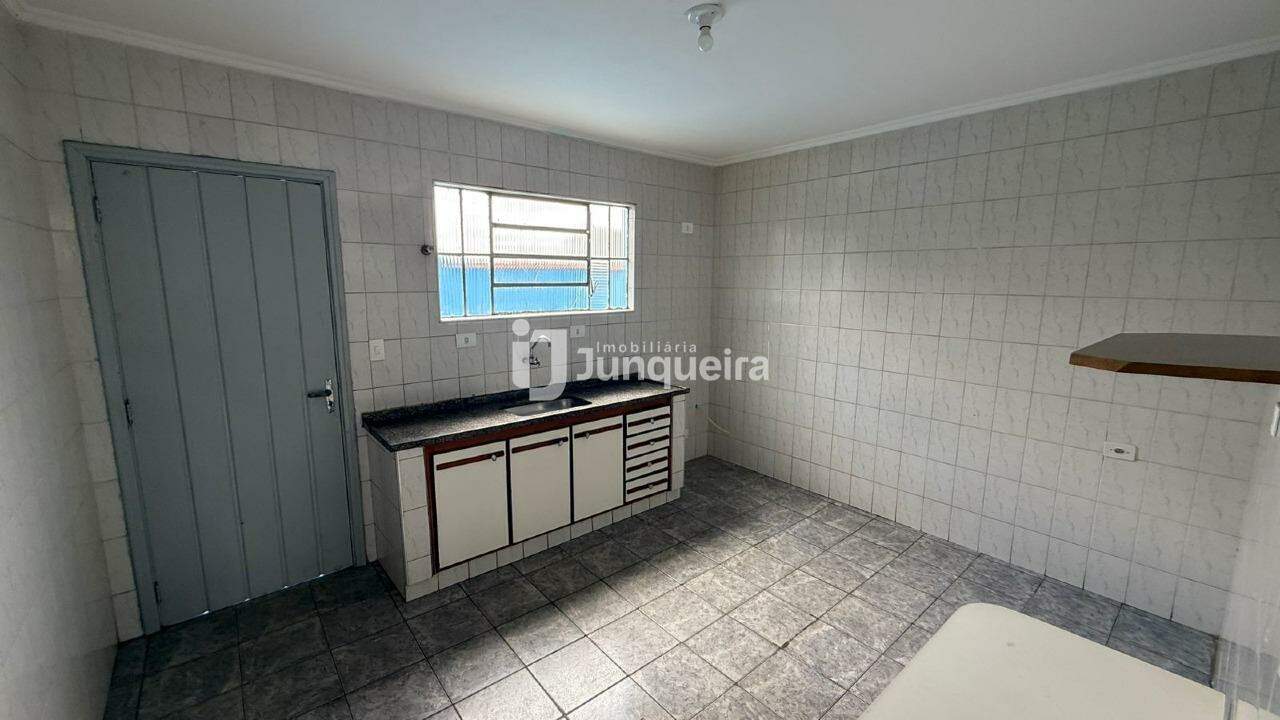 Casa para alugar, 2 quartos, 2 vagas, no bairro Jardim Castor em Piracicaba - SP