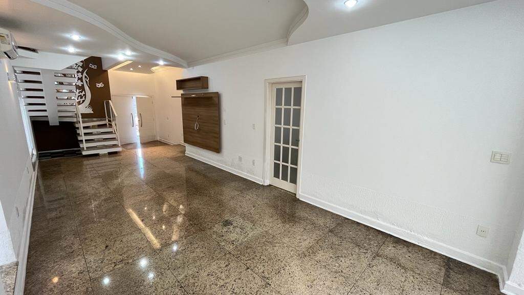 Casa para alugar, 3 quartos, sendo 1 suíte, 2 vagas, no bairro Terras de Piracicaba IV em Piracicaba - SP