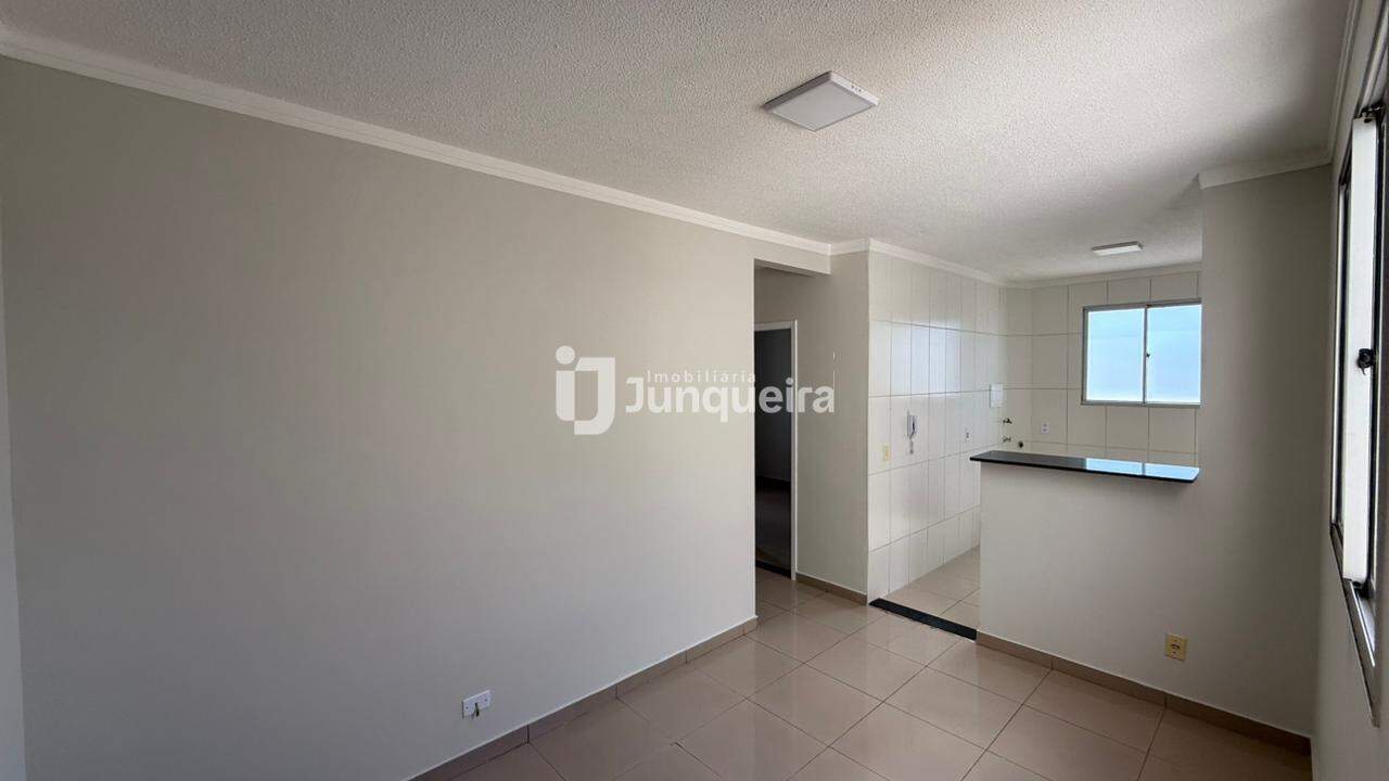 Apartamento para alugar no Clube Parque Paradiso, 2 quartos, 1 vaga, no bairro Santa Terezinha em Piracicaba - SP