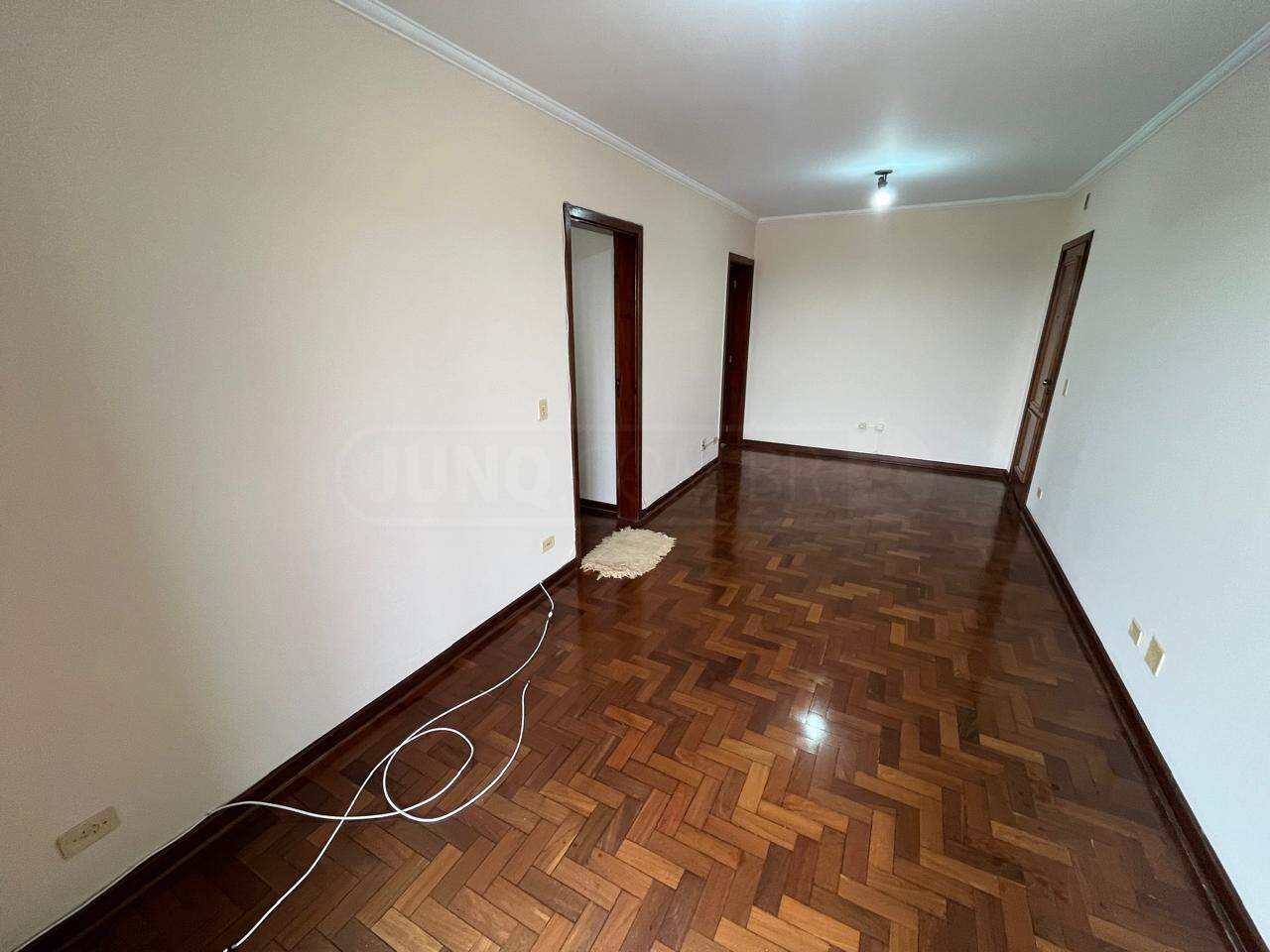 Apartamento para alugar no Girassol , 2 quartos, 1 vaga, no bairro Castelinho em Piracicaba - SP