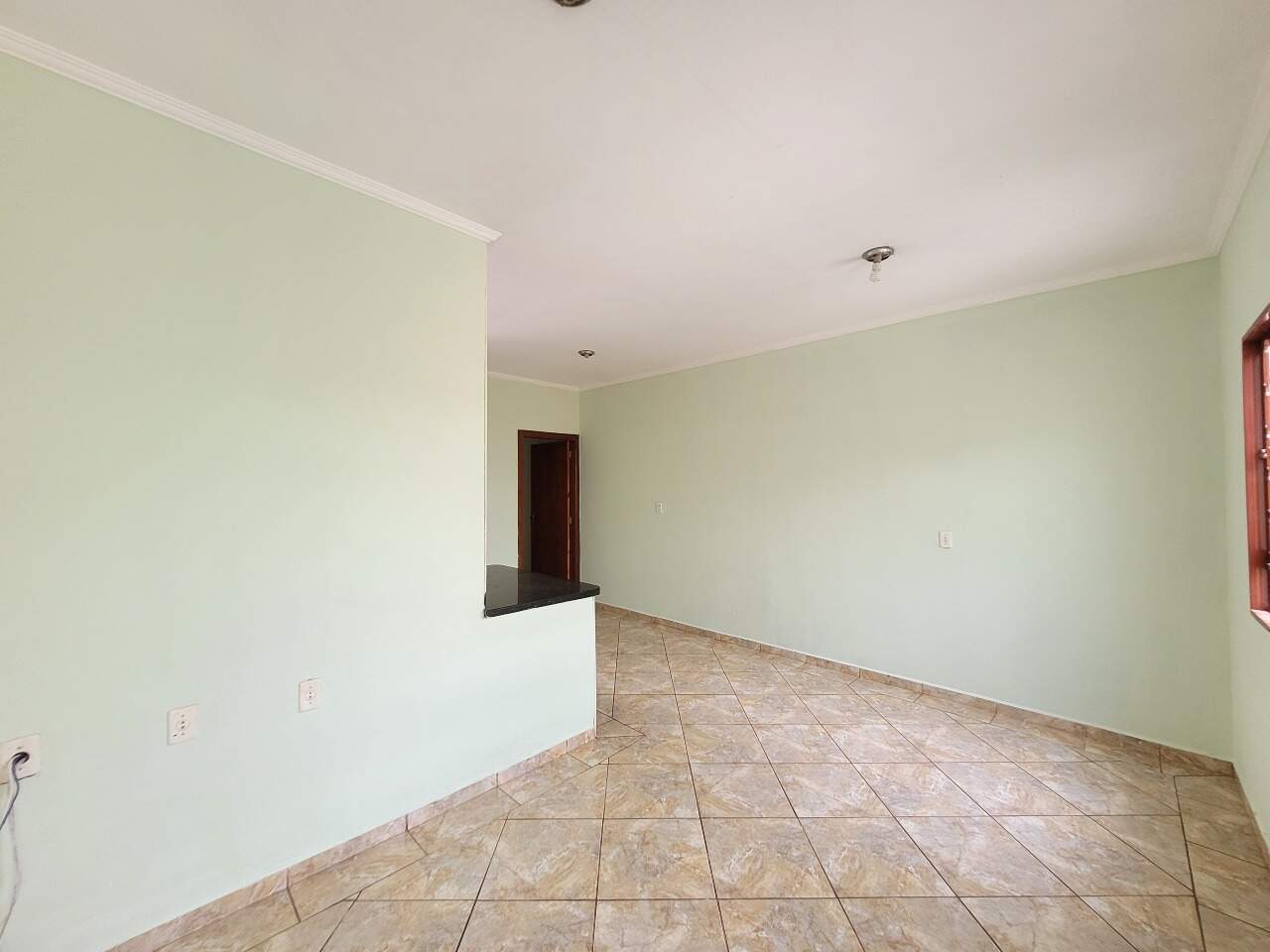 Casa para alugar, 2 quartos, sendo 1 suíte, 2 vagas, no bairro Jardim Petrópolis em Piracicaba - SP