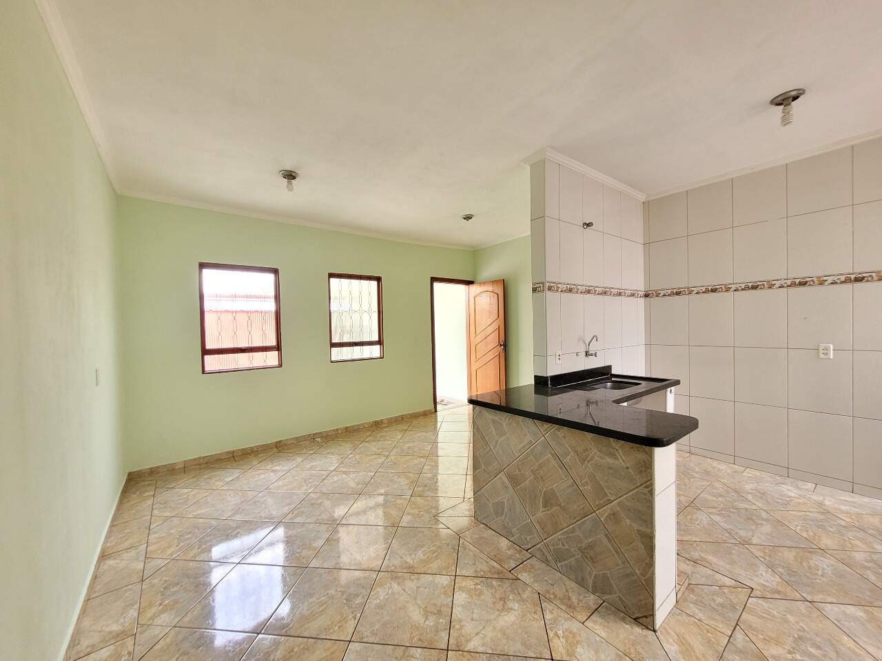 Casa para alugar, 2 quartos, sendo 1 suíte, 2 vagas, no bairro Jardim Petrópolis em Piracicaba - SP