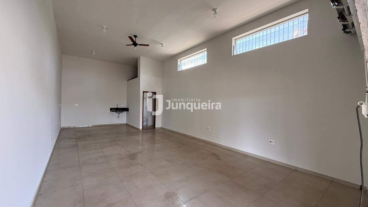 Salão para alugar, no bairro Mário Dedini em Piracicaba - SP