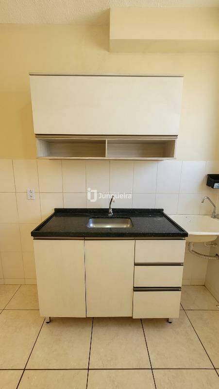 Apartamento para alugar no Piazza Bellini, 2 quartos, 1 vaga, no bairro Pompéia em Piracicaba - SP