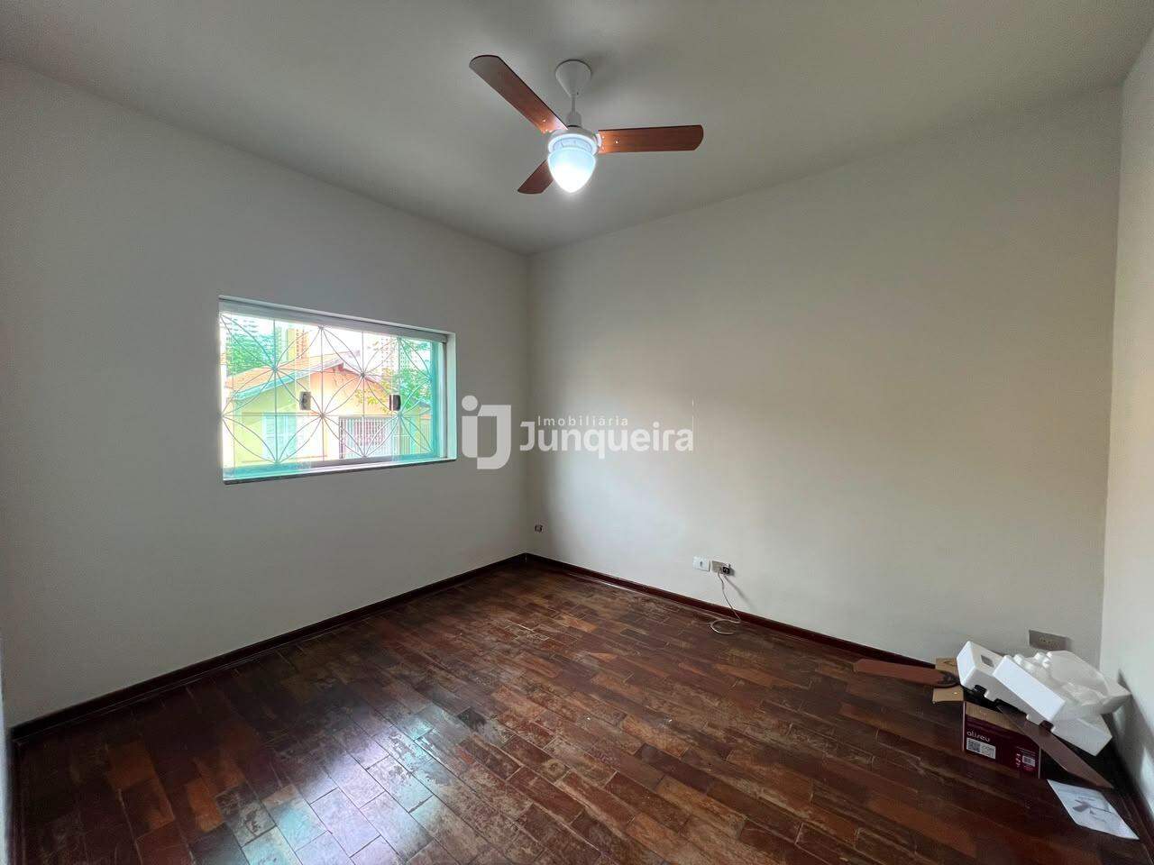 Casa para alugar, 3 quartos, sendo 1 suíte, 3 vagas, no bairro São Dimas em Piracicaba - SP
