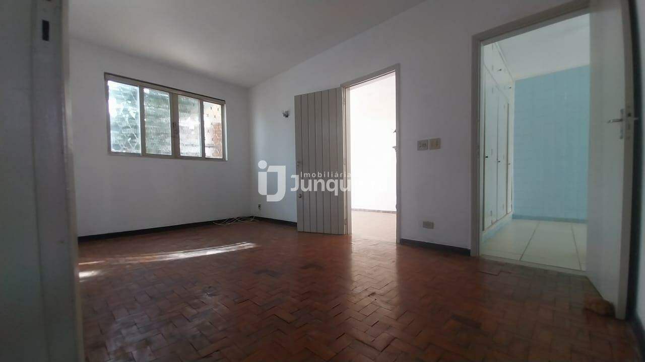Casa para alugar, 3 quartos, 1 vaga, no bairro Vila Independência em Piracicaba - SP