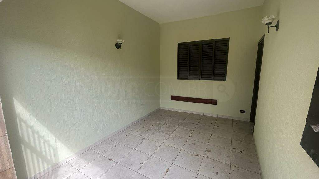 Casa para alugar, 2 quartos, 1 vaga, no bairro Nhô Quim em Piracicaba - SP