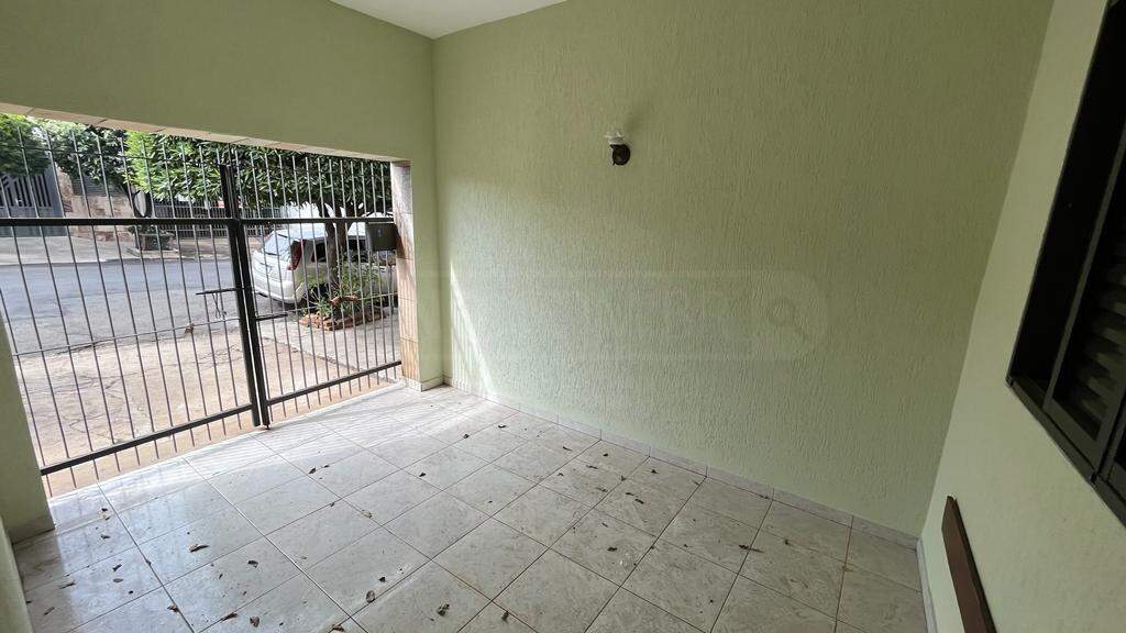 Casa para alugar, 2 quartos, 1 vaga, no bairro Nhô Quim em Piracicaba - SP