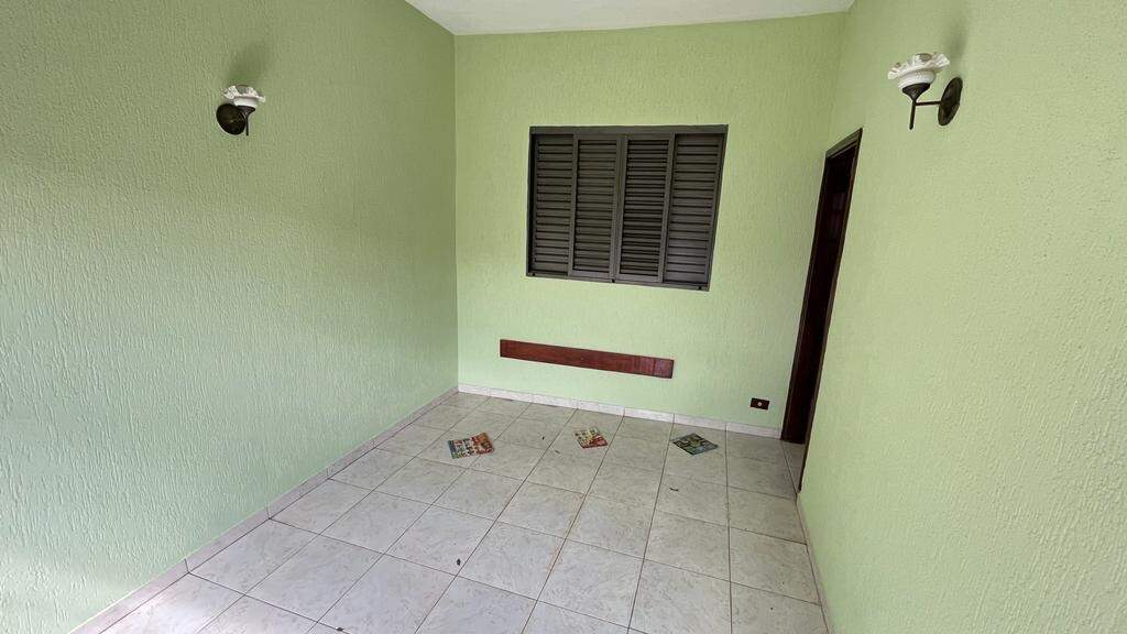 Casa para alugar, 2 quartos, 1 vaga, no bairro Nhô Quim em Piracicaba - SP