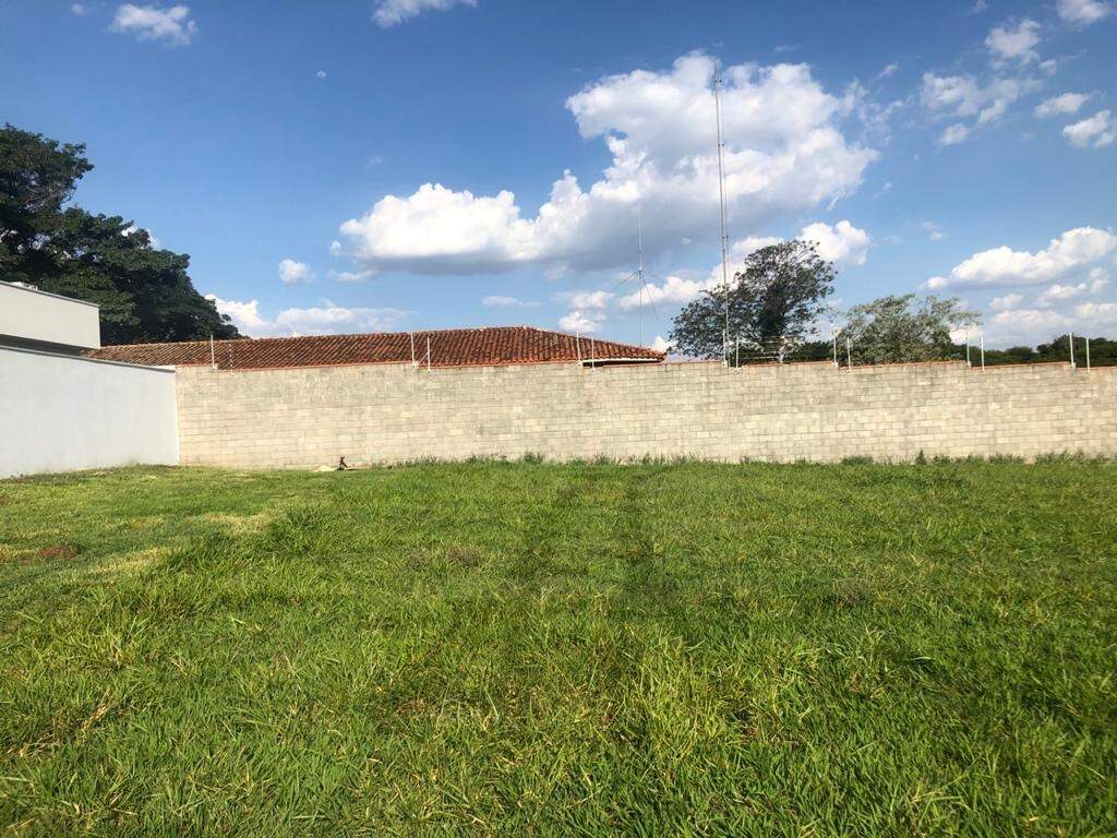 Terreno em Condomínio à venda no Moinho Vermelho, no bairro Água Seca em Piracicaba - SP