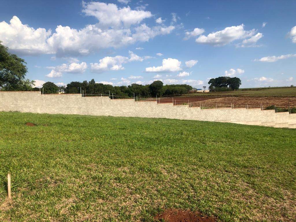 Terreno em Condomínio à venda no Moinho Vermelho, no bairro Água Seca em Piracicaba - SP