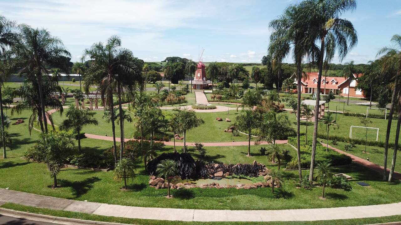 Terreno em Condomínio à venda no Moinho Vermelho, no bairro Água Seca em Piracicaba - SP