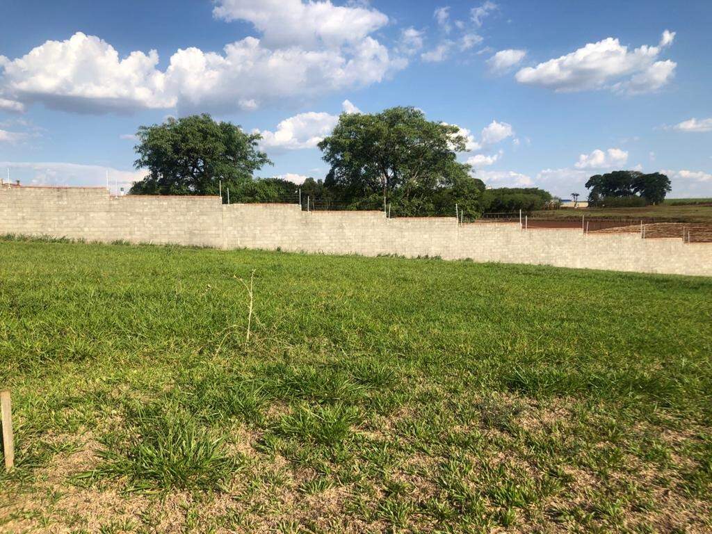 Terreno em Condomínio à venda no Moinho Vermelho, no bairro Água Seca em Piracicaba - SP