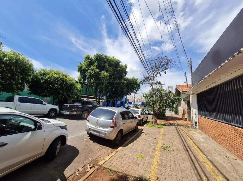 Salão para alugar, 2 vagas, no bairro Vila Rezende em Piracicaba - SP