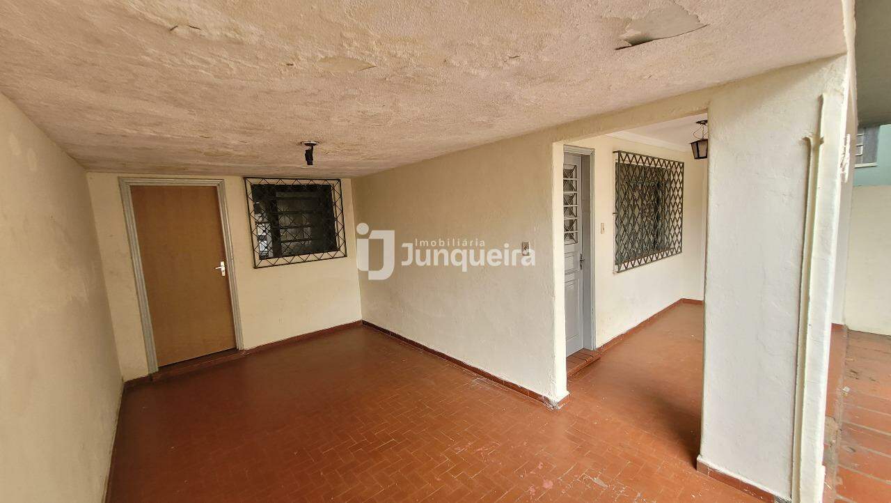 Casa para alugar, 3 quartos, 2 vagas, no bairro Vila Independência em Piracicaba - SP