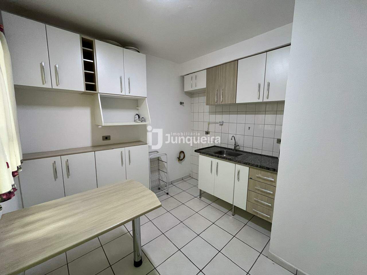 Apartamento para alugar no Ilha de Creta, 3 quartos, sendo 1 suíte, 1 vaga, no bairro Paulista em Piracicaba - SP