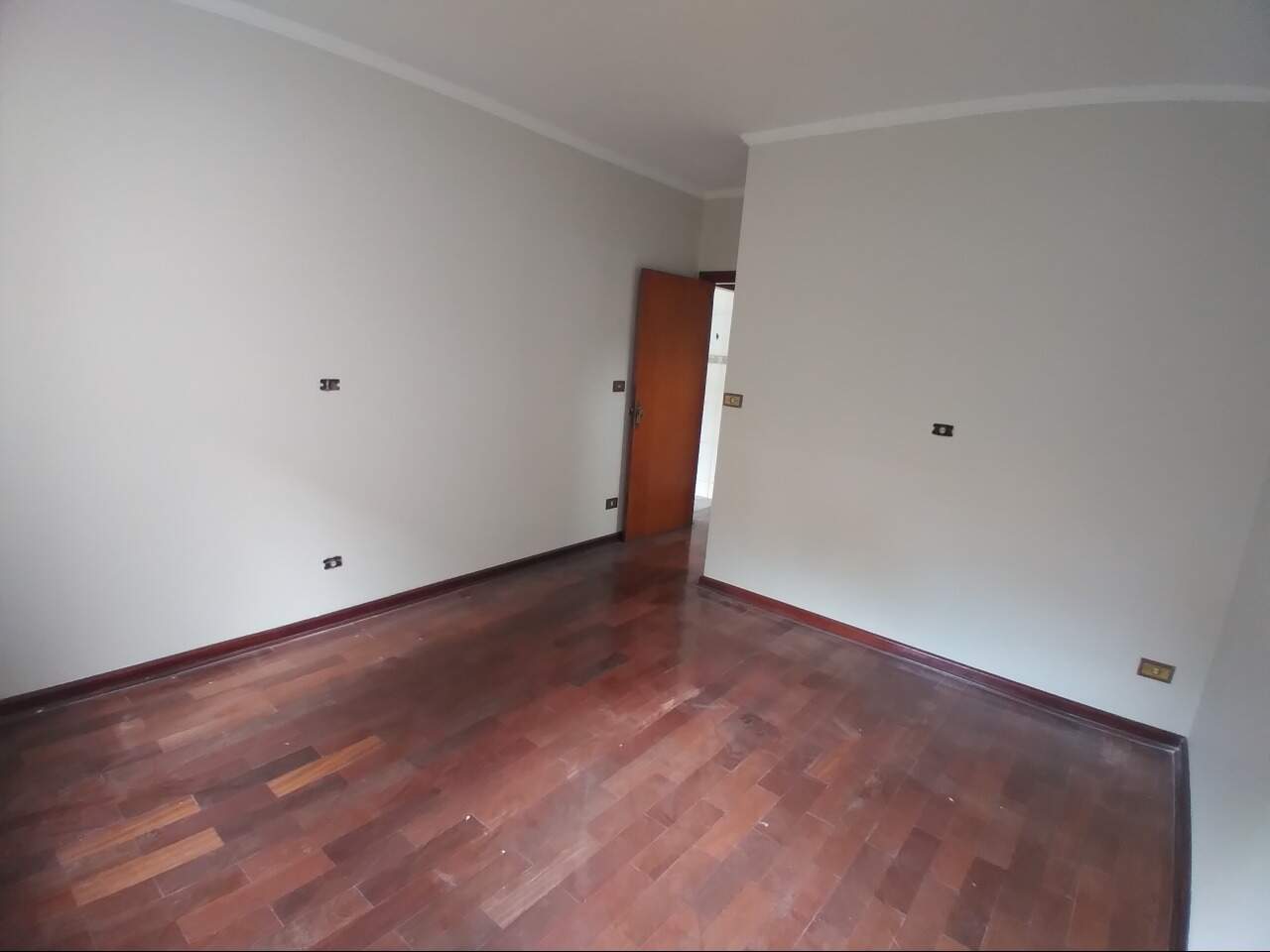 Casa para alugar, 2 quartos, sendo 1 suíte, 2 vagas, no bairro Jardim São Luiz em Piracicaba - SP