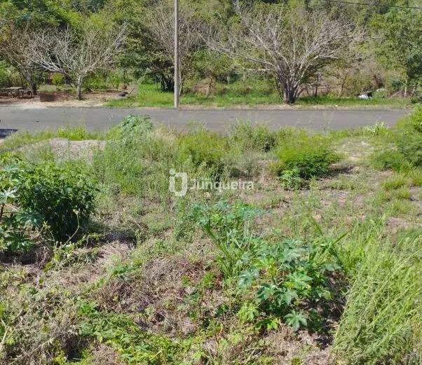 Terreno à venda, no bairro Jardim dos Manacás em Piracicaba - SP