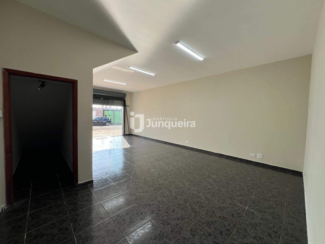 Foto 4 de Salão comercial para Alugar com 50,00 m² no Bairro Jardim Monumento.