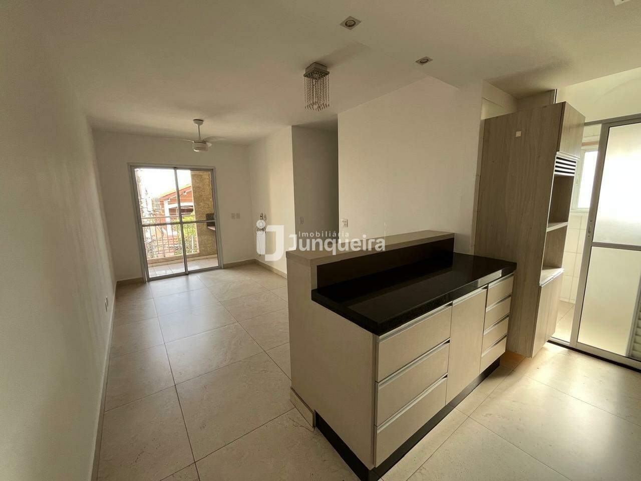 Apartamento para alugar no Residencial Novitá , 3 quartos, sendo 1 suíte, 1 vaga, no bairro Alto em Piracicaba - SP