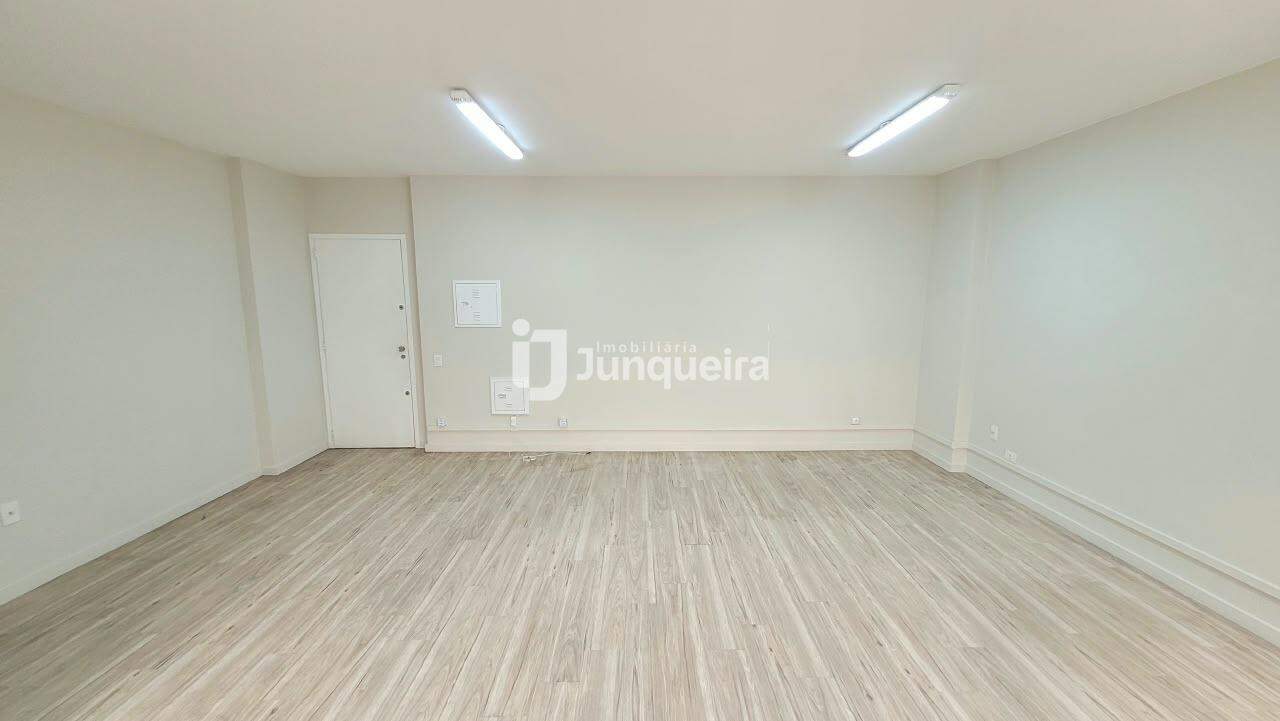 Sala Comercial para alugar, 2 vagas, no bairro Cidade Alta em Piracicaba - SP