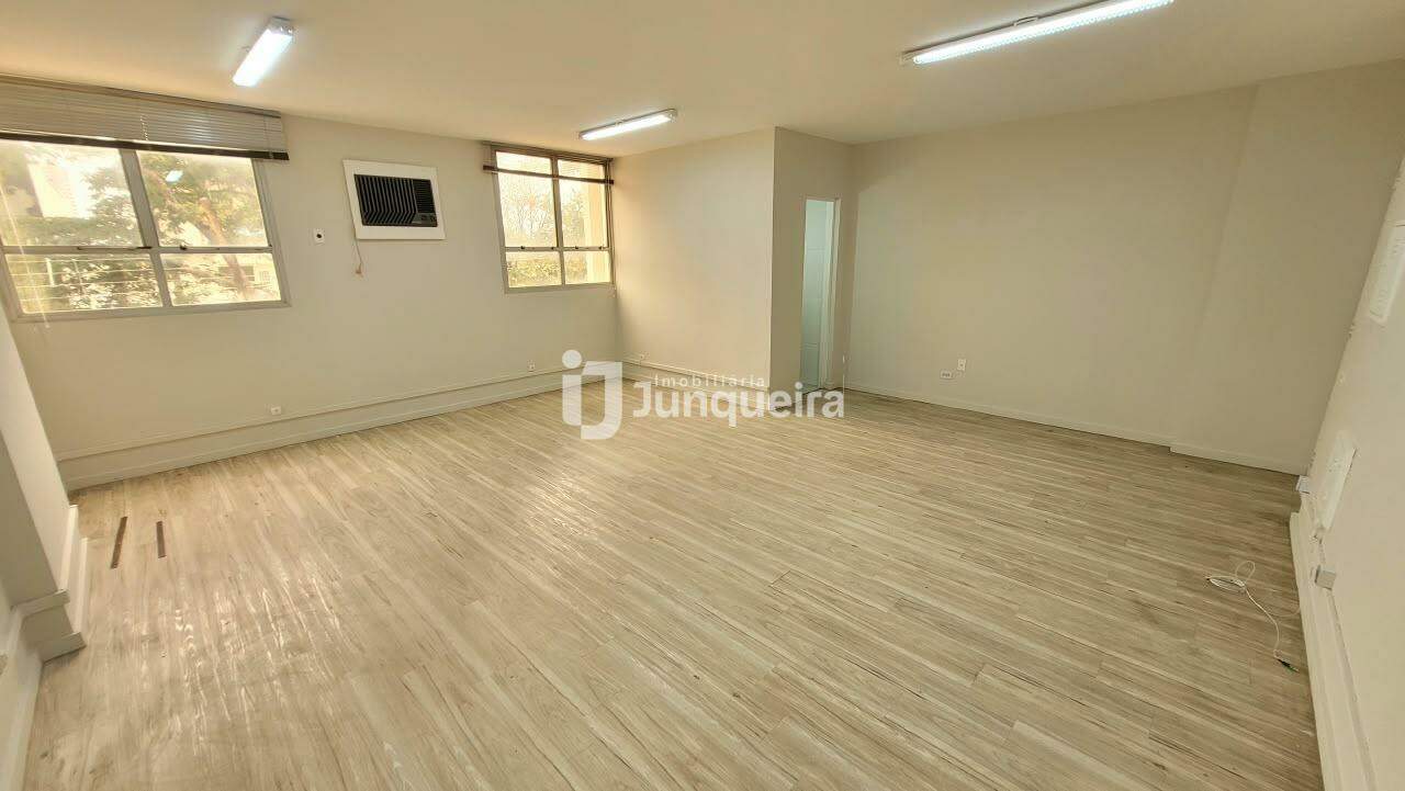 Sala Comercial para alugar, 2 vagas, no bairro Cidade Alta em Piracicaba - SP