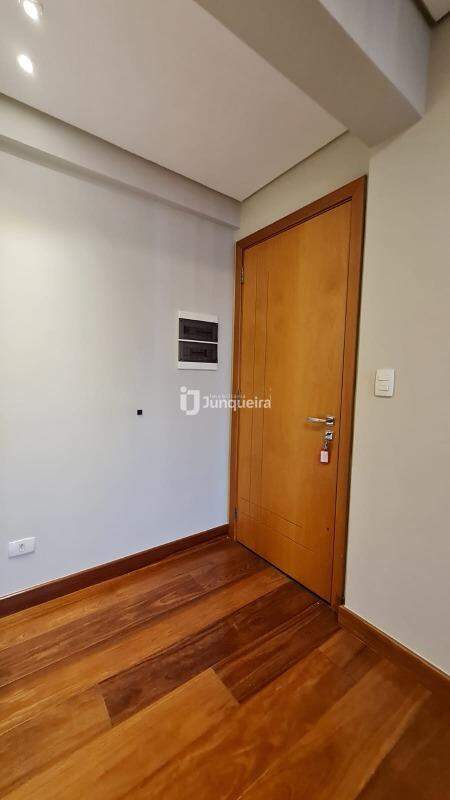 Apartamento para alugar no Torres Delta Club, 3 quartos, sendo 1 suíte, 2 vagas, no bairro Cidade Alta em Piracicaba - SP