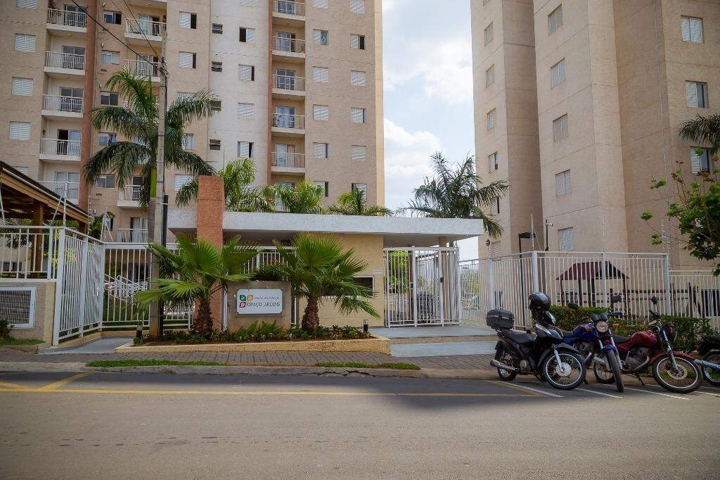 Apartamento à venda no Edifício Azaléia, 3 quartos, sendo 1 suíte, 1 vaga, no bairro Parque Conceição I em Piracicaba - SP