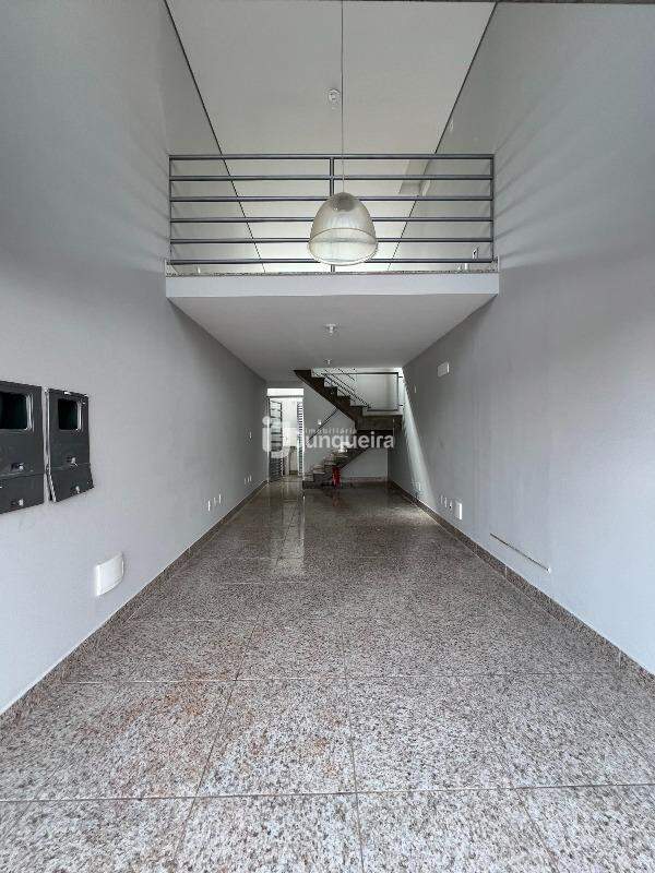 Salão para alugar, no bairro Centro em Rio das Pedras - SP