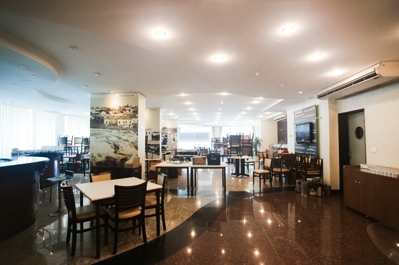 Salão para alugar, no bairro Centro em Piracicaba - SP