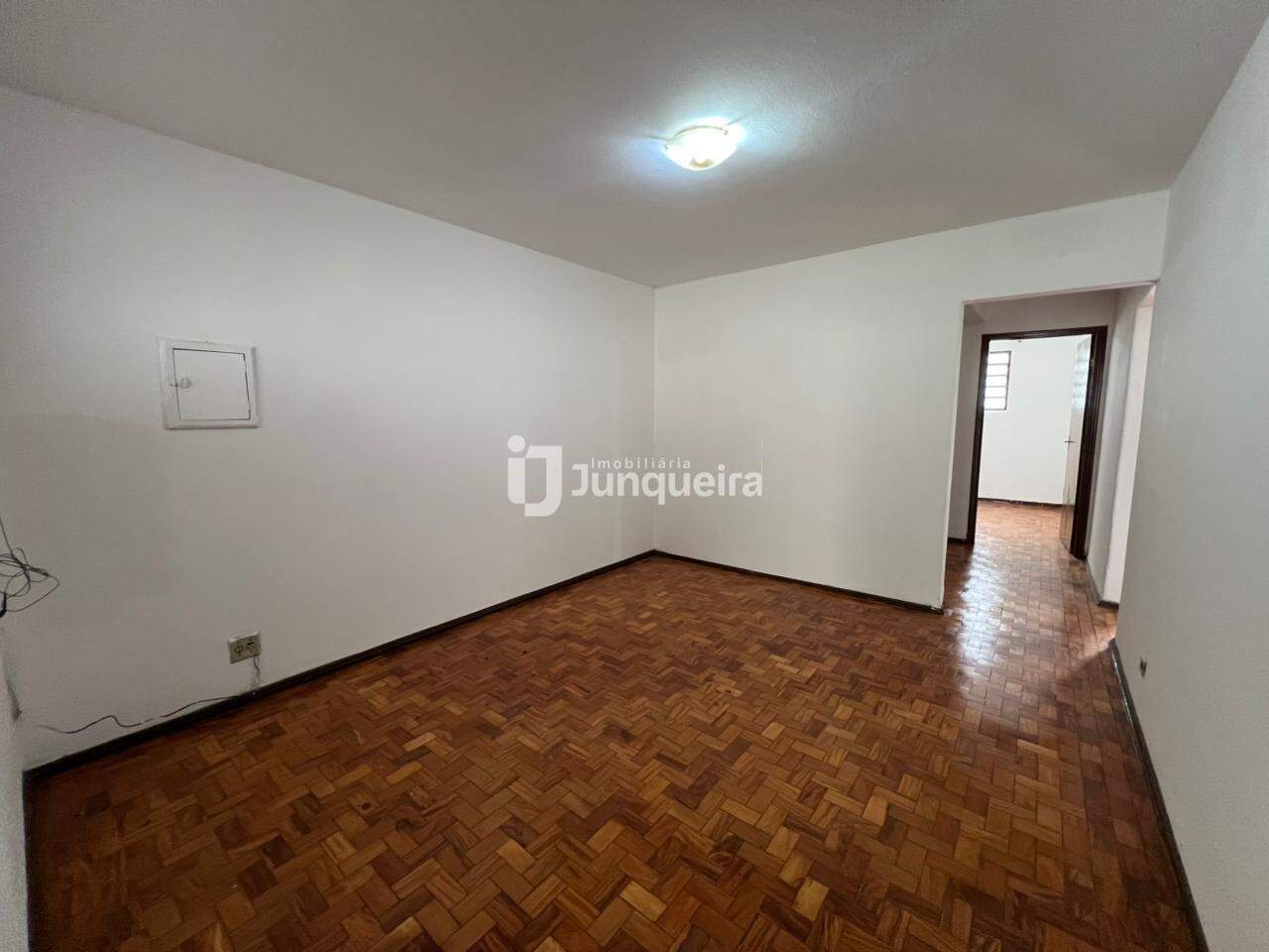 Casa para alugar, 4 quartos, 1 vaga, no bairro Areião em Piracicaba - SP