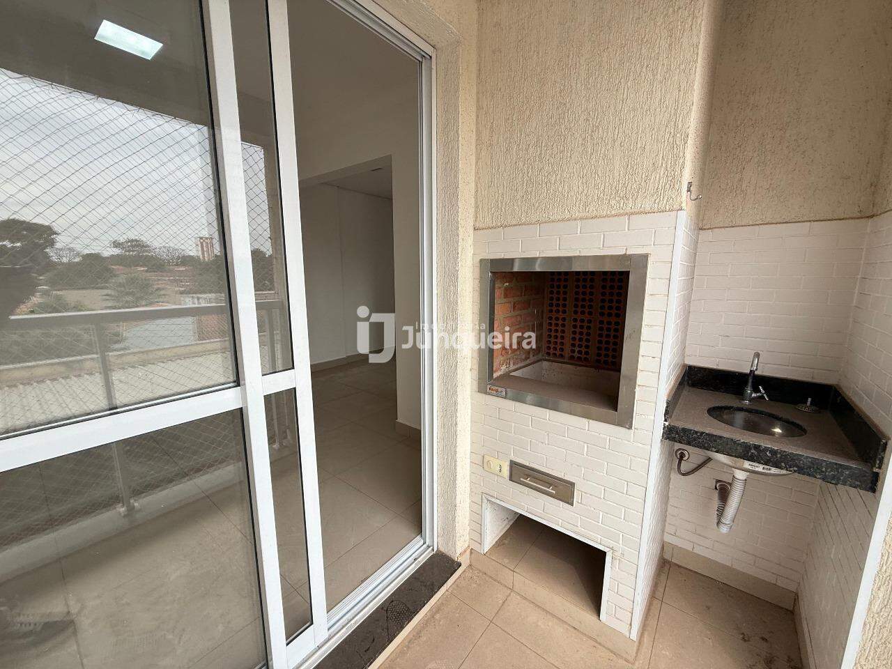 Apartamento à venda no Edifício Charlotte, 1 quarto, 1 vaga, no bairro São Dimas em Piracicaba - SP