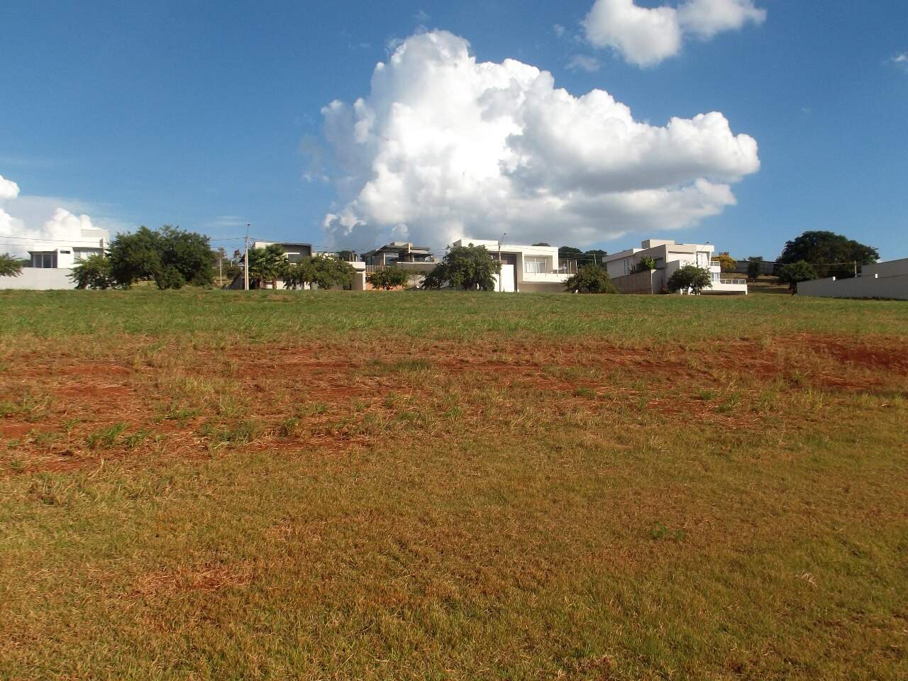 Terreno em Condomínio à venda no Morada do Engenho, no bairro Morato em Piracicaba - SP