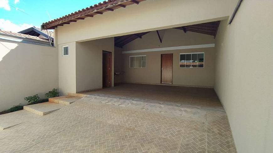Casa à venda, 3 quartos, sendo 1 suíte, 4 vagas, no bairro Água Branca em Piracicaba - SP