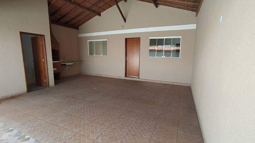 Casa à venda, 3 quartos, sendo 1 suíte, 4 vagas, no bairro Água Branca em Piracicaba - SP