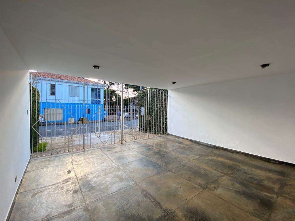 Casa à venda, 3 quartos, sendo 1 suíte, 4 vagas, no bairro Cidade Alta em Piracicaba - SP