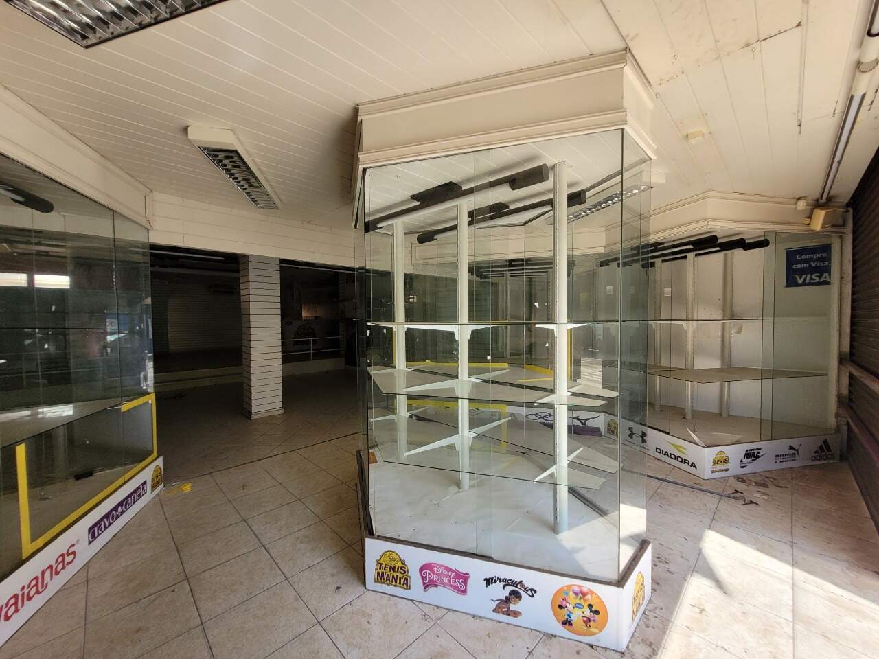 Prédio Comercial para alugar, no bairro Centro em Piracicaba - SP