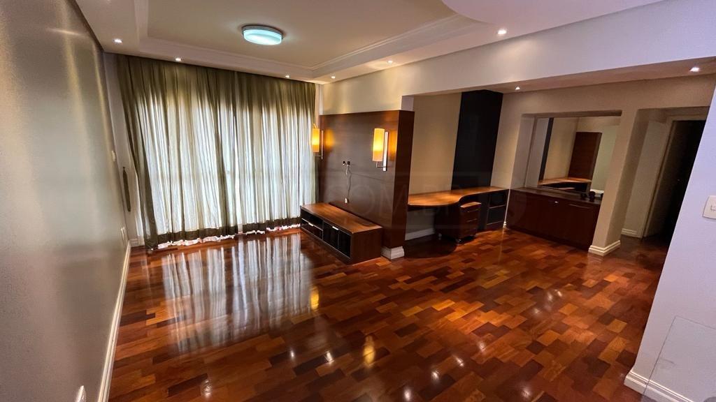 Apartamento para alugar no Condomínio Edifício Itália, 2 quartos, sendo 1 suíte, 1 vaga, no bairro Centro em Rio das Pedras - SP