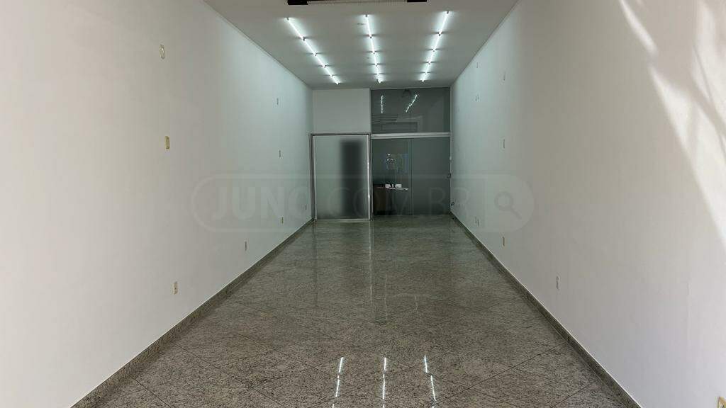 Salão para alugar, no bairro Centro em Rio das Pedras - SP