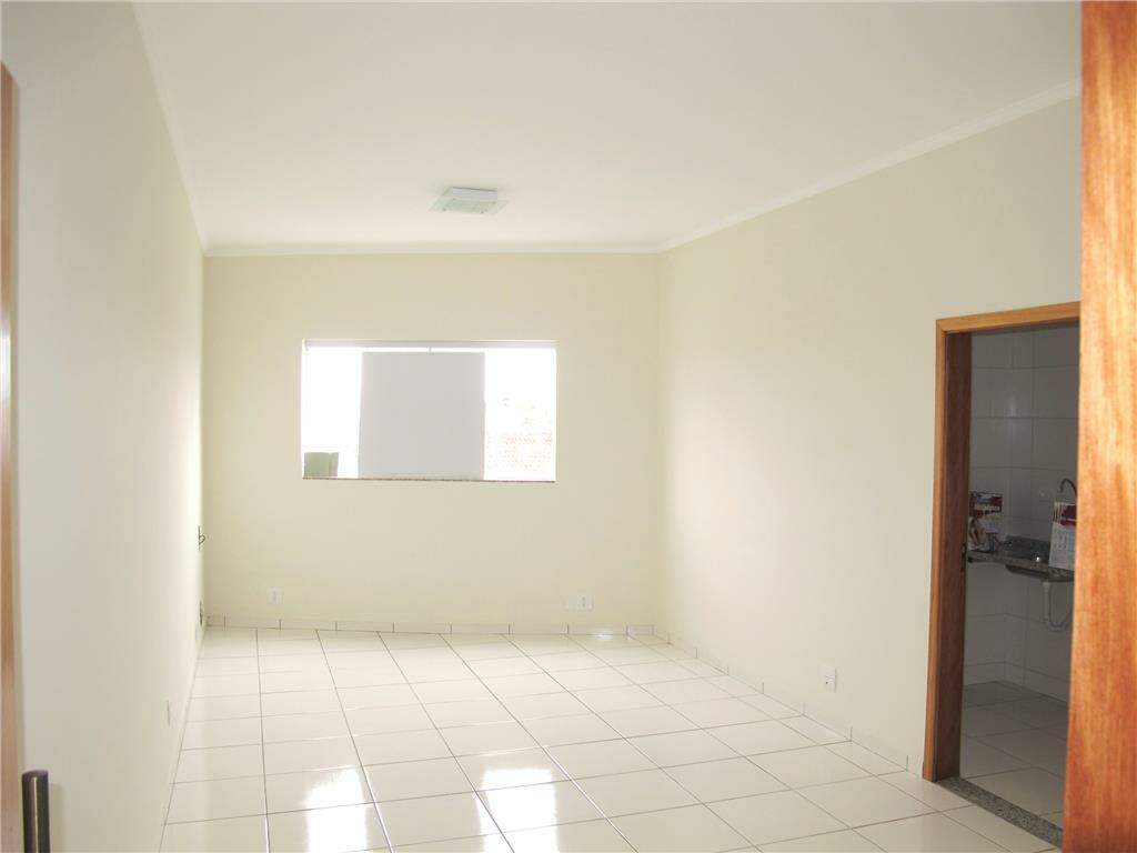 Sala Comercial para alugar, no bairro Santa Terezinha em Piracicaba - SP