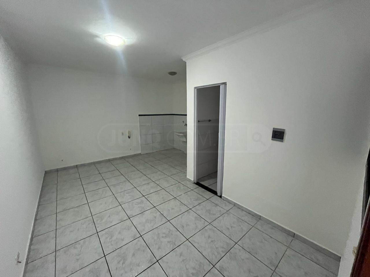 Kitnet para alugar, 1 quarto, 1 vaga, no bairro Astúrias em Piracicaba - SP