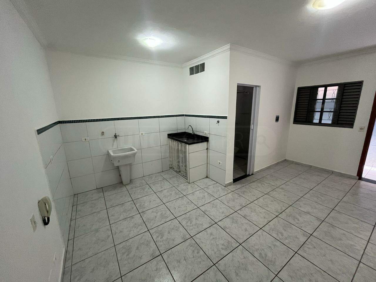 Kitnet para alugar, 1 quarto, 1 vaga, no bairro Astúrias em Piracicaba - SP