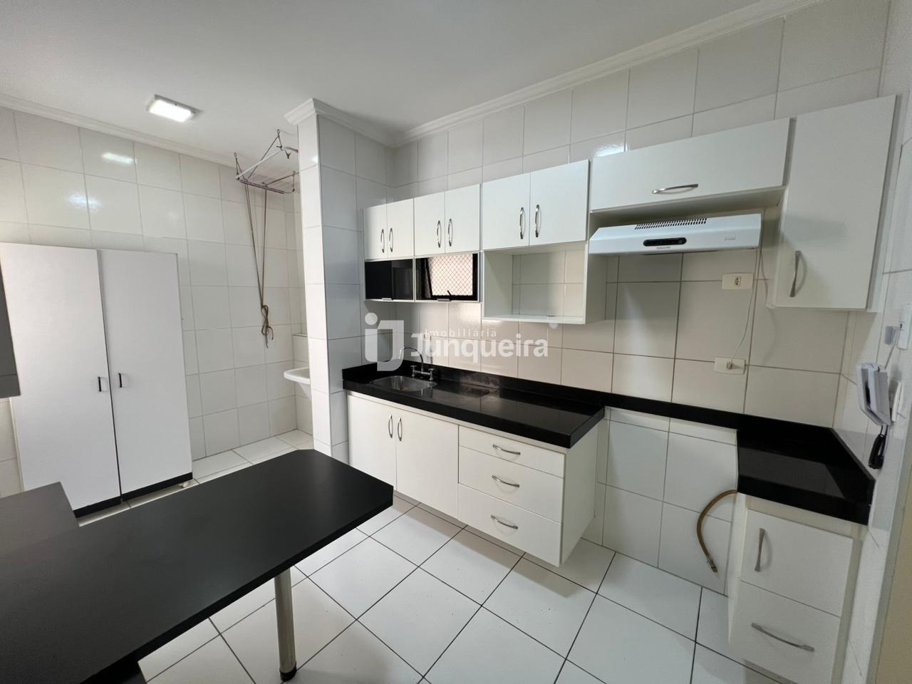 Apartamento para alugar no Edifício Novitália, 3 quartos, sendo 1 suíte, 2 vagas, no bairro Nova América em Piracicaba - SP