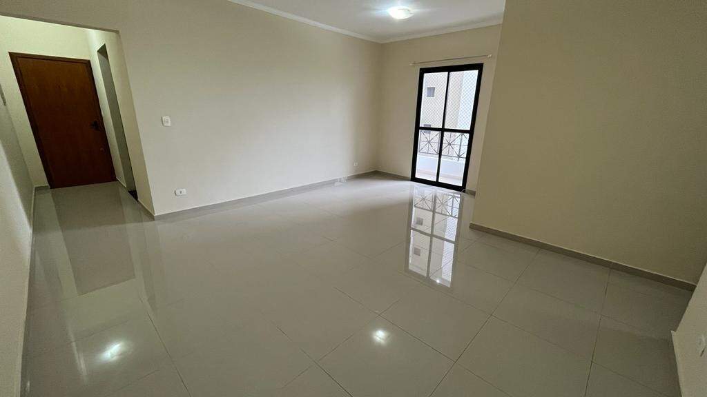 Apartamento para alugar no Edifício Novitália, 3 quartos, sendo 1 suíte, 2 vagas, no bairro Nova América em Piracicaba - SP