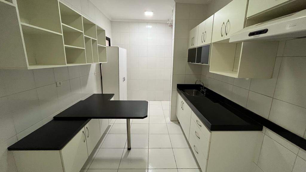 Apartamento para alugar no Edifício Novitália, 3 quartos, sendo 1 suíte, 2 vagas, no bairro Nova América em Piracicaba - SP