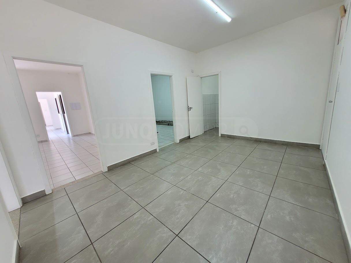 Prédio Comercial para alugar, no bairro Centro em Piracicaba - SP