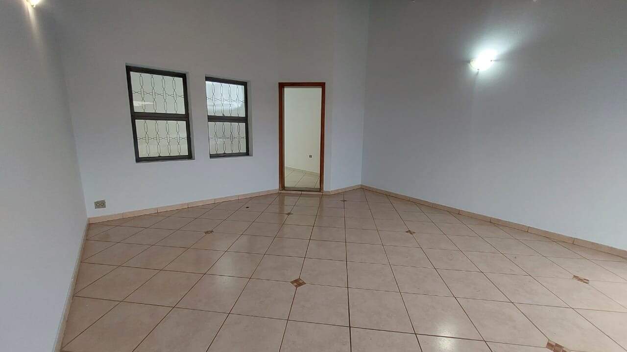 Casa para alugar, 2 quartos, sendo 1 suíte, 2 vagas, no bairro Jardim Caxambu em Piracicaba - SP